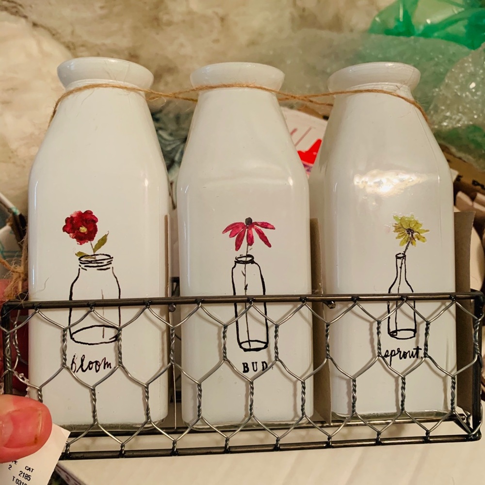 Bud vases